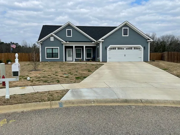 110 Merlot Ct, Batesburg, SC 29006