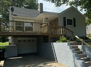 515 N Moffet Ln, Decatur, IL 62522