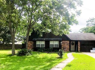 1912 Circle Dr, Bay City, TX 77414