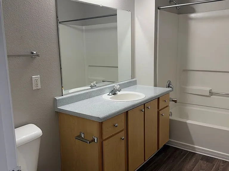 16920 SE Powell Blvd #24 — Photo 16