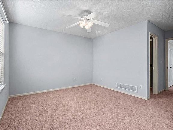 4th image of 7803 W 158th Ct
