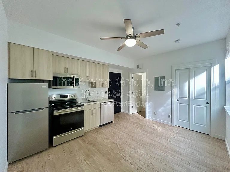 3014 SE 8th Ave #204 — Photo 4