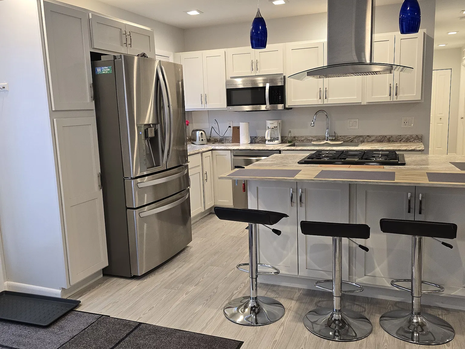 4 bed, 1152 sqft, $2,480 — Photo 3