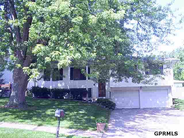 1st image of 5072 S 105th St