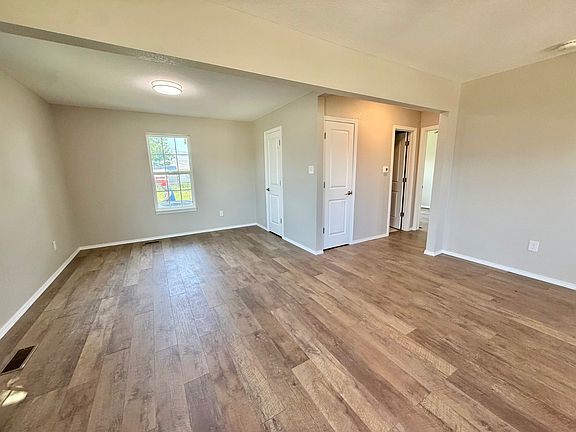 5th image of 821 Chestnut Ave