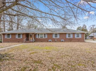 108 Pinetree Rd, Hopewell, VA 23860