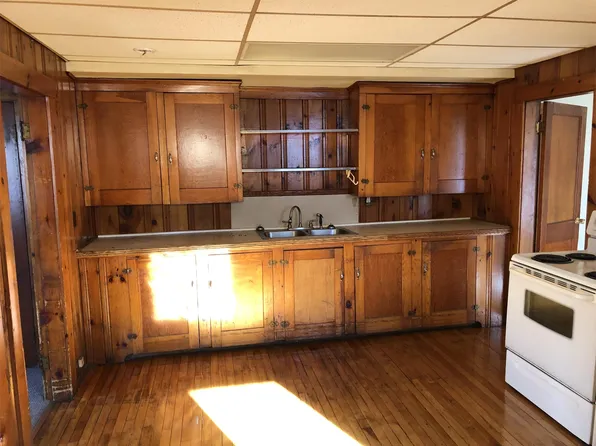 34 Nichols St #1B, Gardner, MA 01440