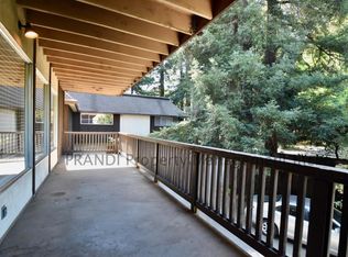 476 Cane St APT 10, Larkspur, CA 94939