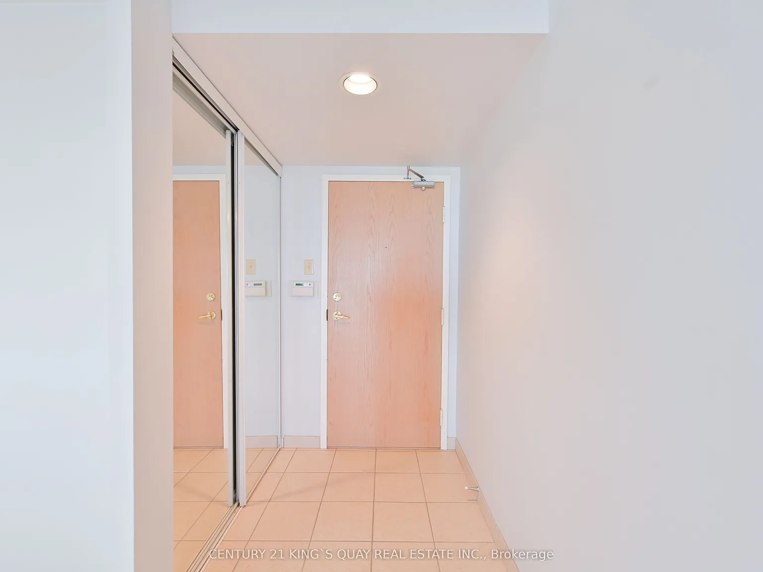 3 bed, $3,600 — Photo 2