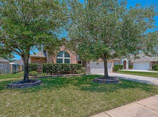 18703 Summercliff Ln, Tomball, TX 77377