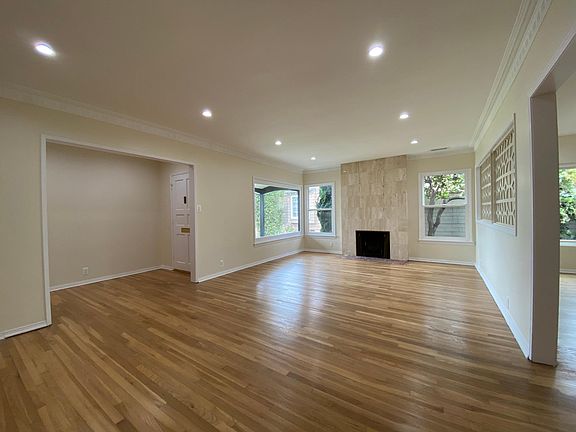 Living Room (Decorative Fireplace)