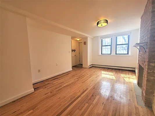 Rented by Ideal Properties Group | media 3