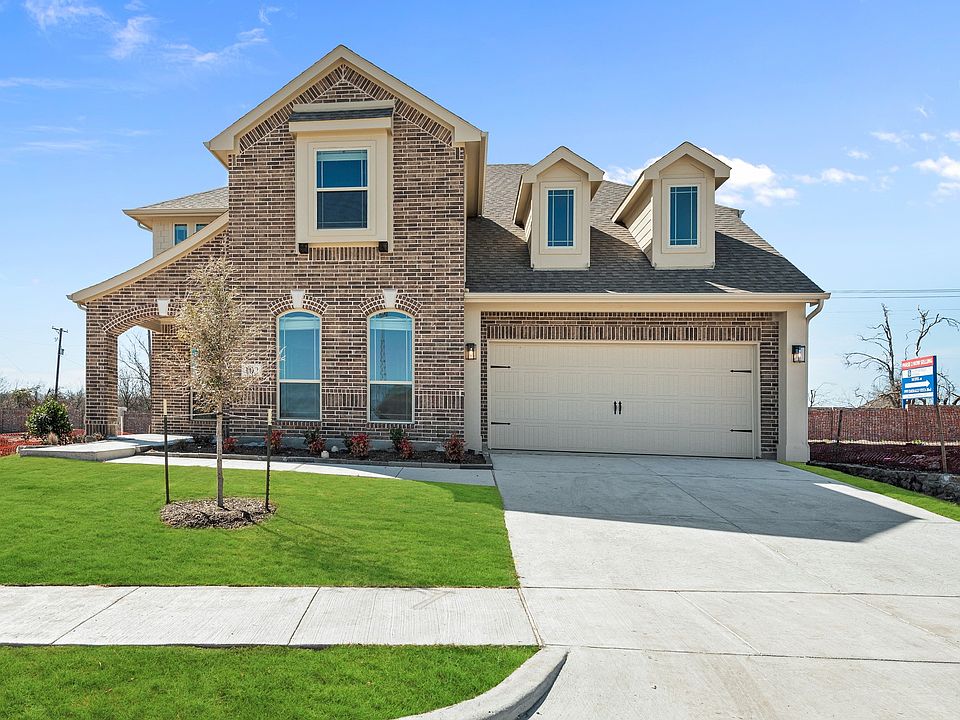1st image of 102 Dove Haven Dr