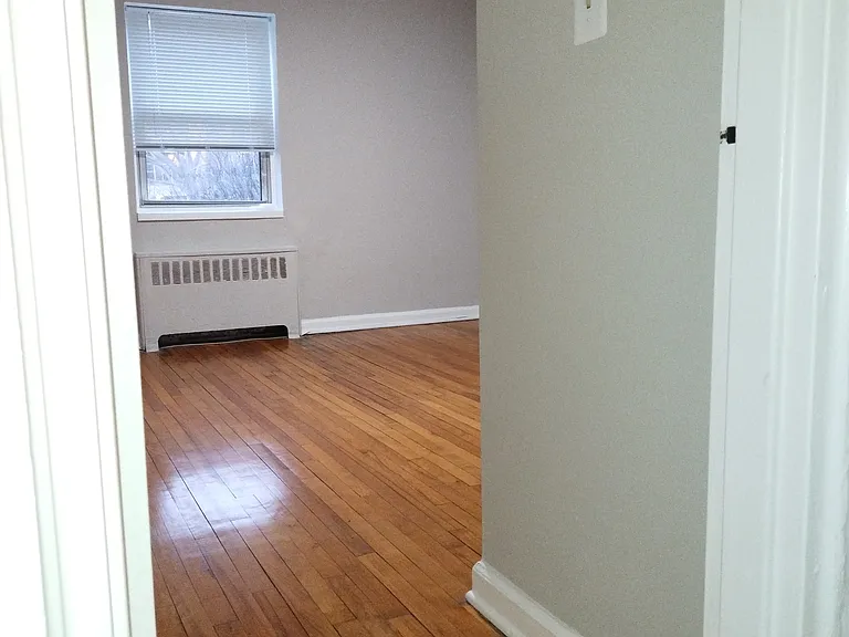 320 S Broadway #P1 — Photo 9