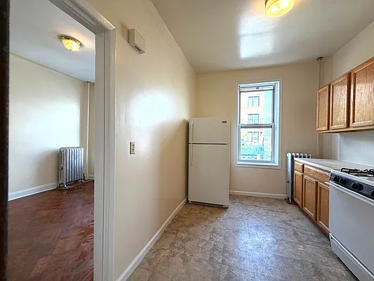Kitchen, photo 2