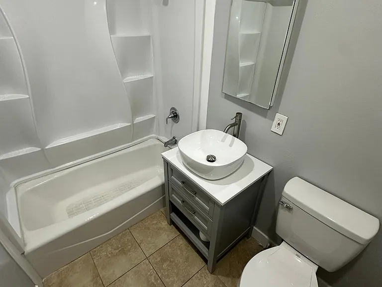 2243 Clark Ave — Photo 10