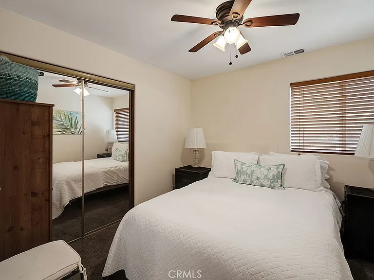817 Monterey Blvd — Photo 23