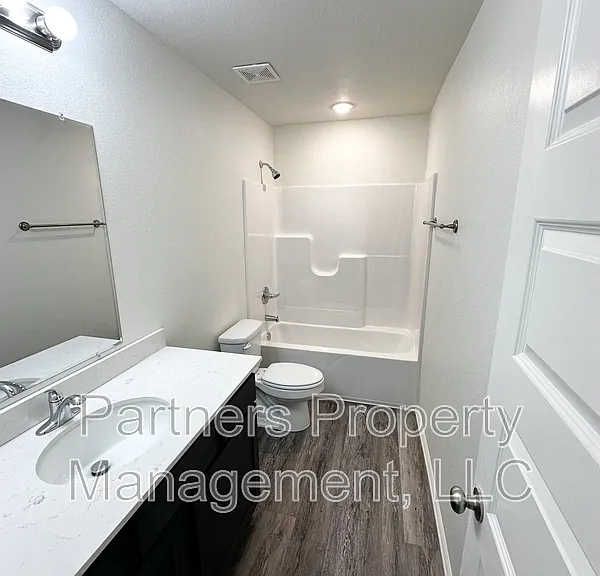 1035 S Benchmark Ln #1 — Photo 13