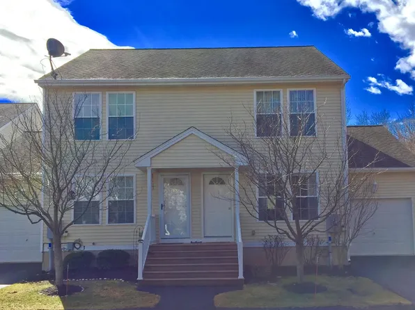 7 Aztec Trl, Unionville, CT 06085