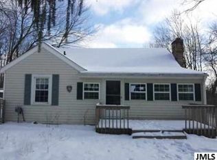 2701 Helena Ave, Jackson, MI 49203