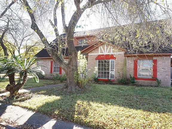 3rd image of 7403 Maczali Dr
