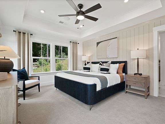 Spacious Owner s Suite