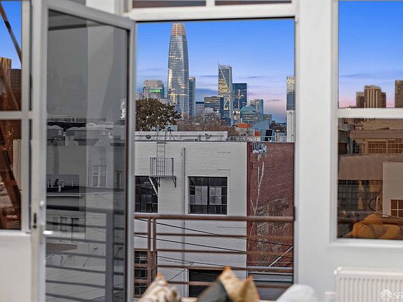 5th image of 465 10th St APT 305