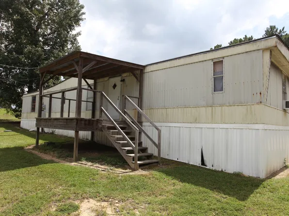 Golden Grove Mobile Park, 351 Lee Road 114 Lot 15, Opelika, AL 36804