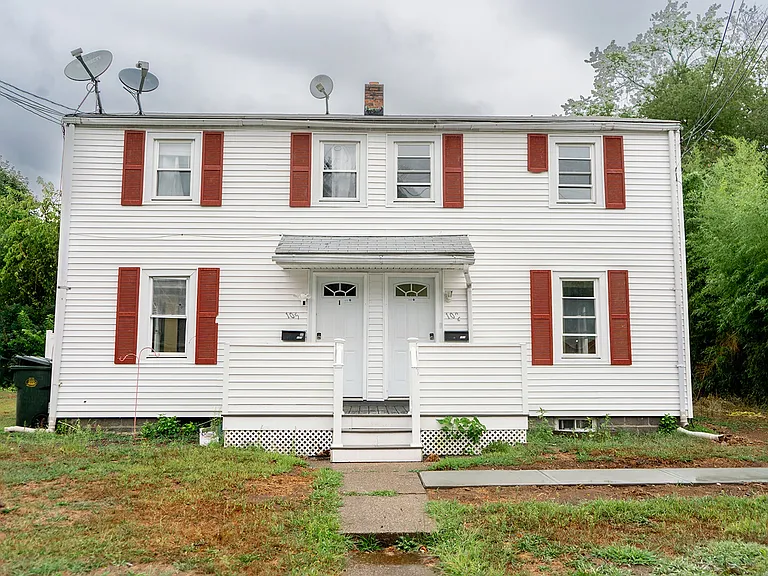 103 Hawthorne Dr #103 — Photo 1