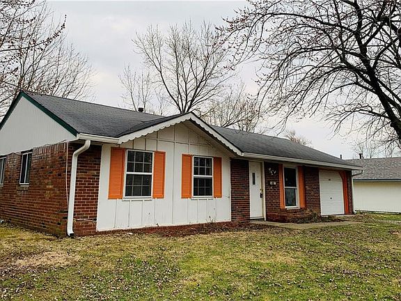 2nd image of 3417 N Luewan Dr