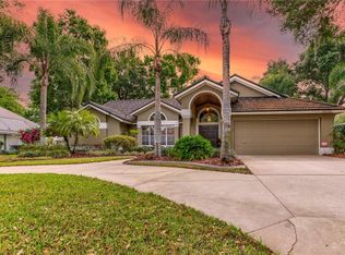 34136 Parkview Ave, Eustis, FL 32736
