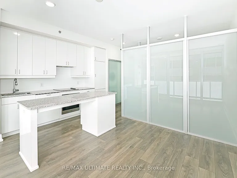 426 University Ave #1106 — Photo 12