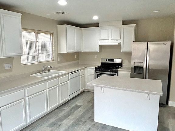 3rd image of 10154 Sequoia Canyon Pl