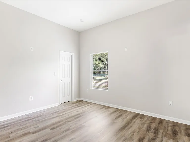 1031 County Road 3404 — Photo 7