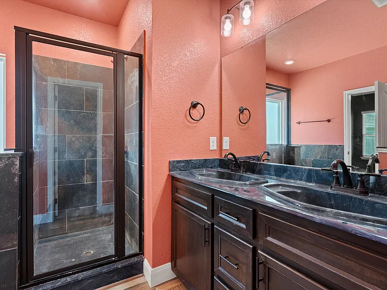 1602 Flatland Trl — Photo 18