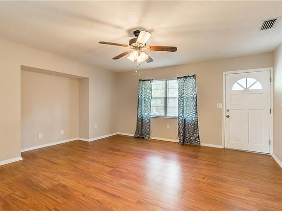 5th image of 4774 Kerry Ln