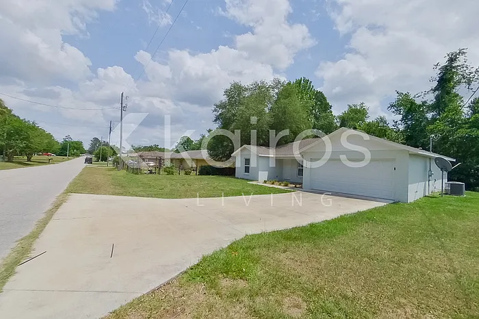 3 bed, 2.0 bath, 1265 sqft, $1,695 — Photo 2