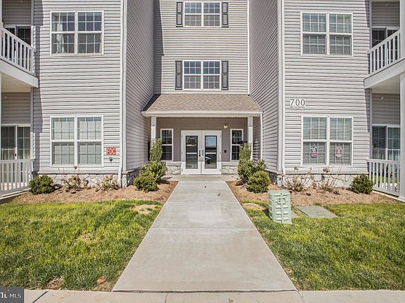 2nd image of 712 Harvin Way #712