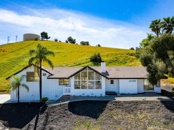 22951 Lassen Dr, Canyon Lake, CA 92587