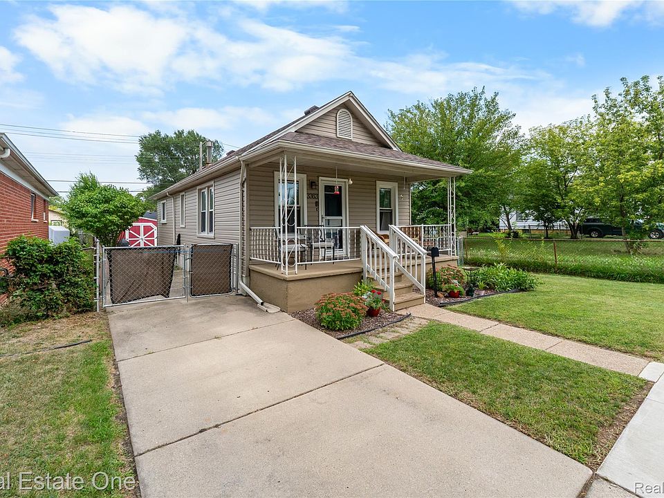 3363 16th St, photo 3