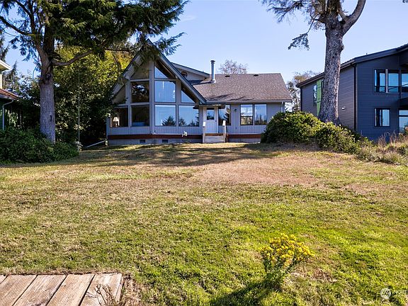 3rd image of 281 Glacier Court SE