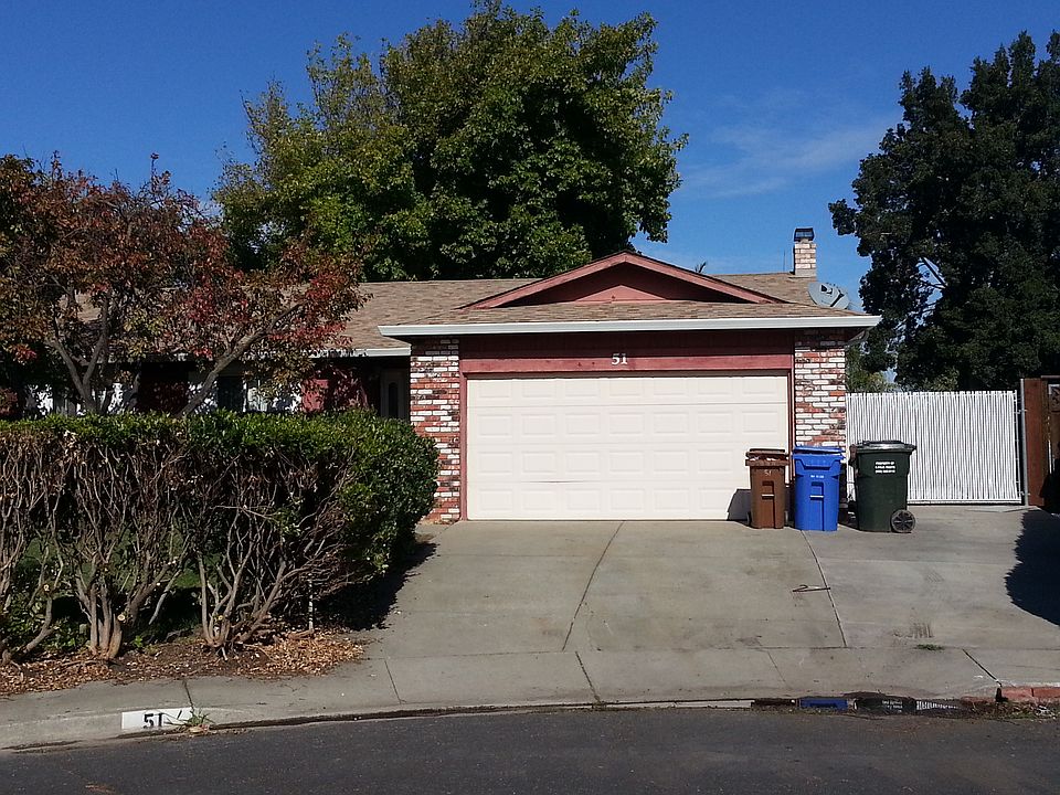 1st image of 51 Orinda Ct
