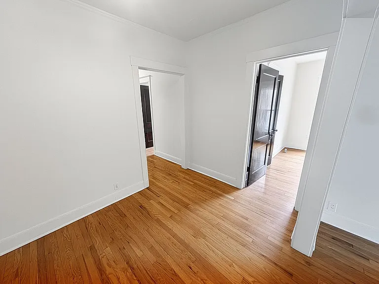 1302 W Rosemont Ave #2 — Photo 13