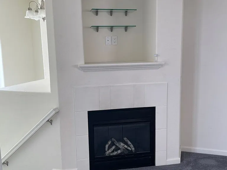 2402 Parkfront Dr #I — Photo 14