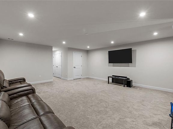 5th image of 1712 Shorebird Ln
