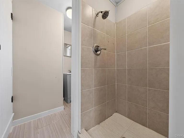 82 Jersey Ave — Photo 39