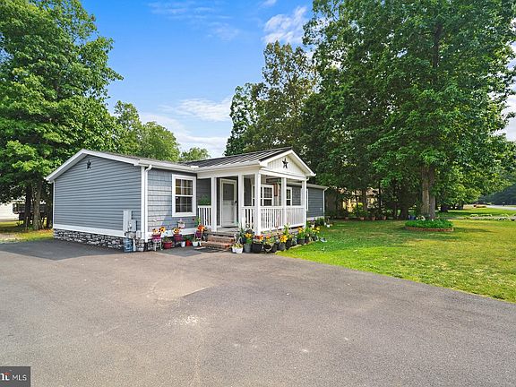 2nd image of 10717 Legacy Ln