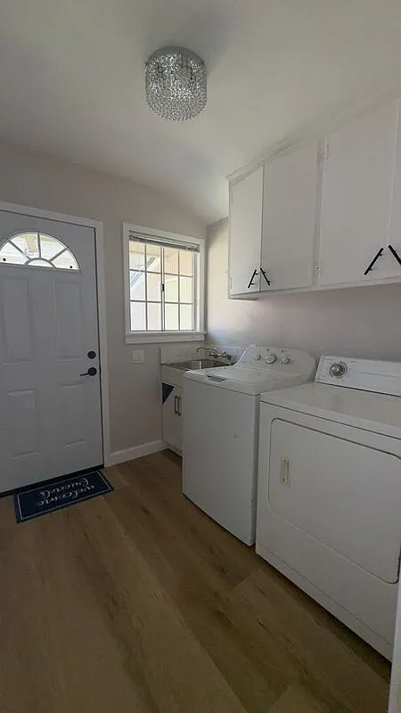 3 bed, 2.0 bath, 1712 sqft, $4,150 — Photo 4