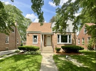 220 E 141st Pl, Dolton, IL