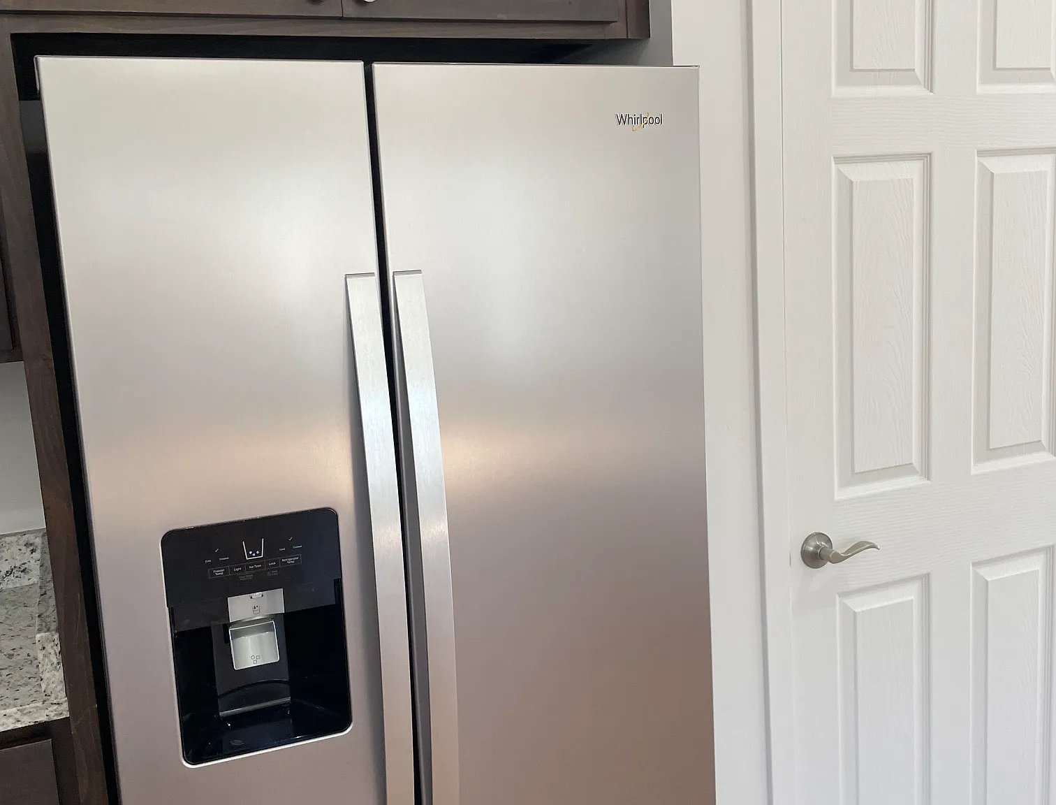 2 bed, 1360 sqft, $2,270 — Photo 4